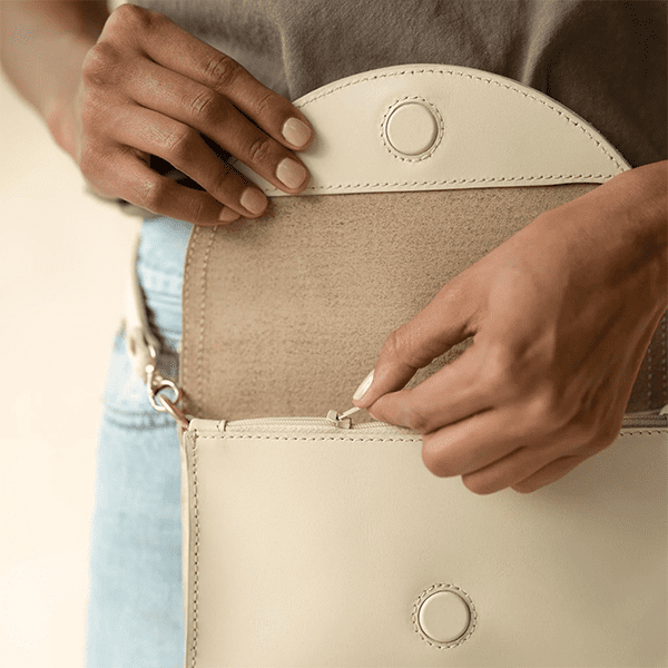 Women's Bone Leather Crossbody Purse